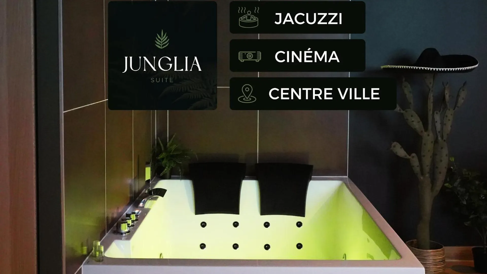 Junglia Suite - Spa & Cine Bourg-en-Bresse